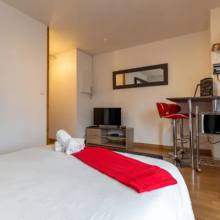 Toulousecitystay Cambo شقة